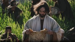 View Matthew 14:1-21 - John beheaded / feeding 5,000  [bzj]